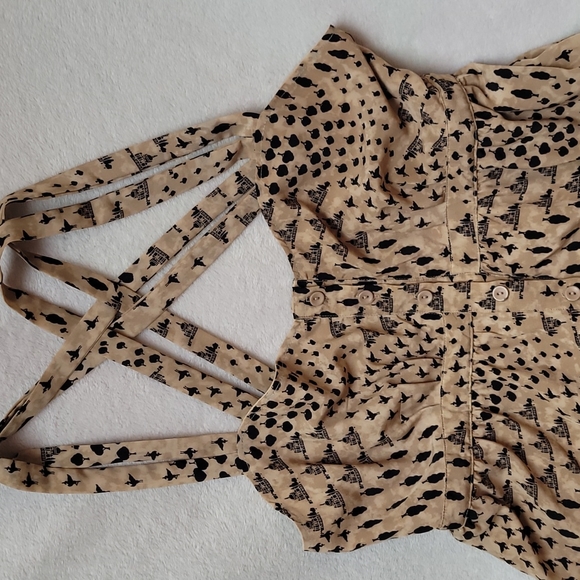 NWOT Modcloth Babydoll Jumper Mini w/Button Front L (8-10) - Picture 2 of 7